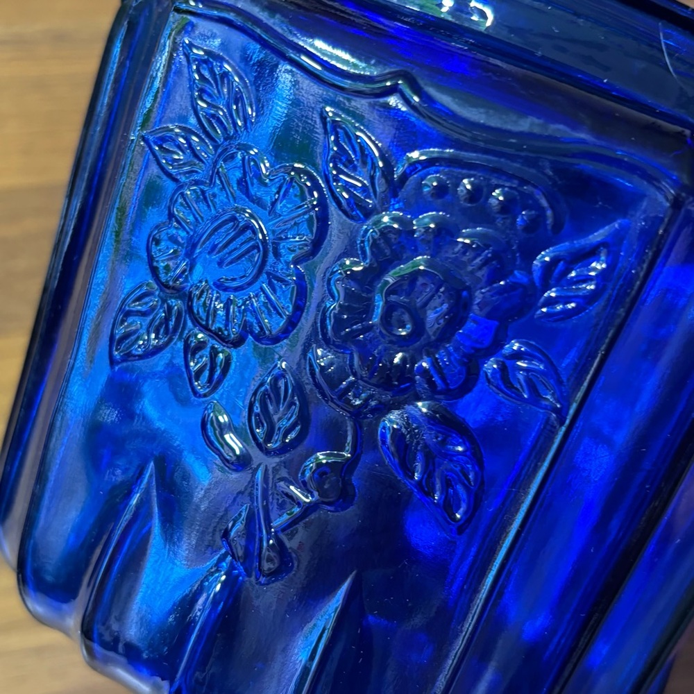 Vintage cobalt glass Mayfair / Open Rose cookie jar with lid, reproduction - Picture 8 of 10
